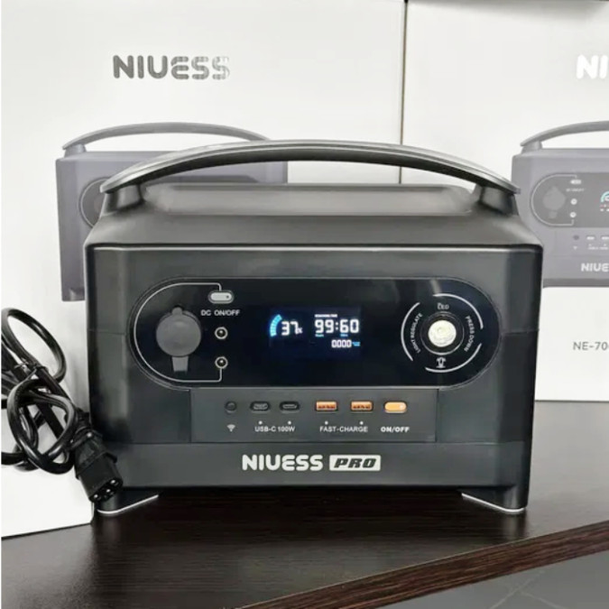 Портативна зарядна станція Niuess NE-700PRO 700W 720WH 200000mAh LiFePO4, чорна